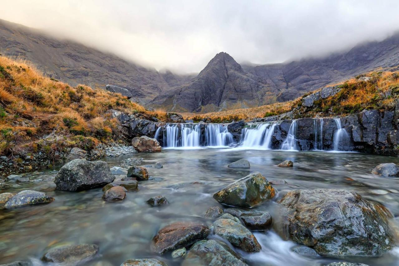 Tigh Lachie, Mary'S Thatched Cottages, Elgol, Isle Of Skye エクステリア 写真