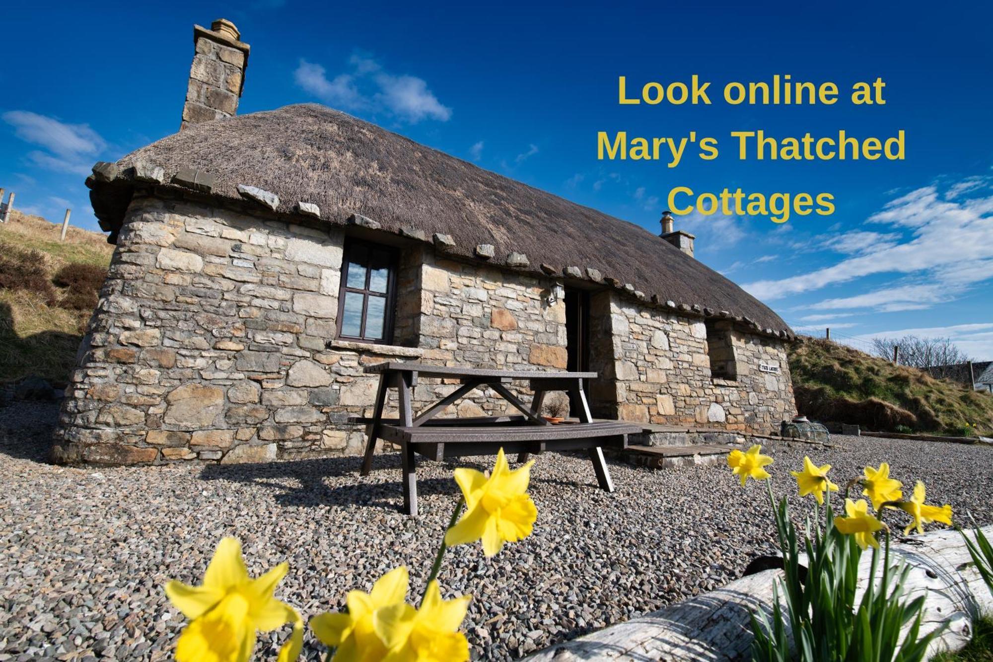 Tigh Lachie, Mary'S Thatched Cottages, Elgol, Isle Of Skye エクステリア 写真
